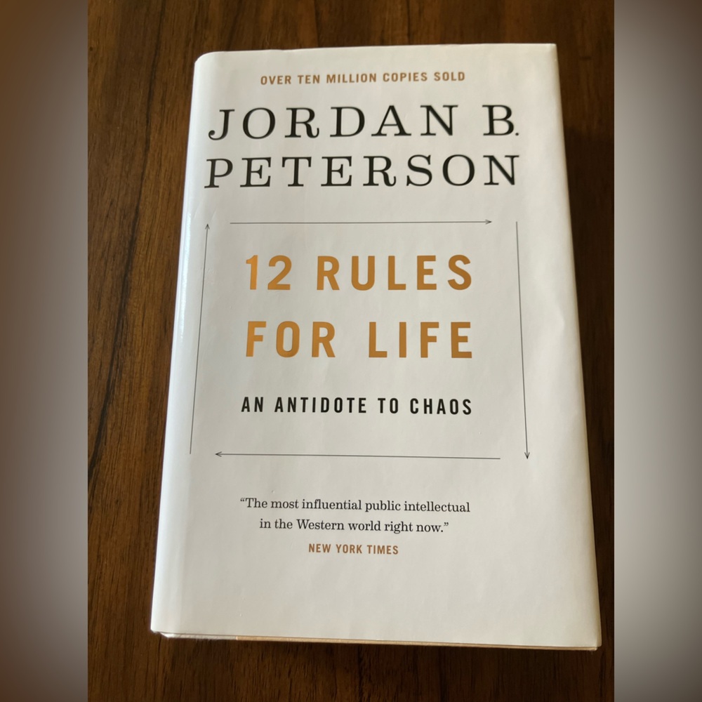12 Rules for Life by Jordan B. Peterson - White & Gold Hardcover